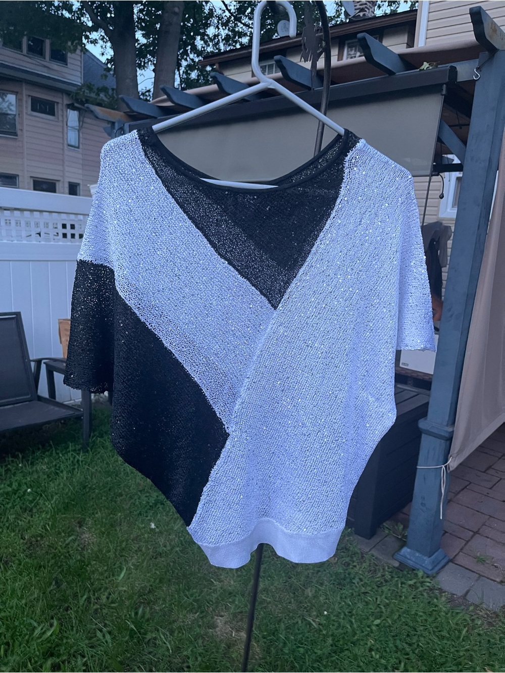 Olivia M.  Colorblock Knit Top - Black & White